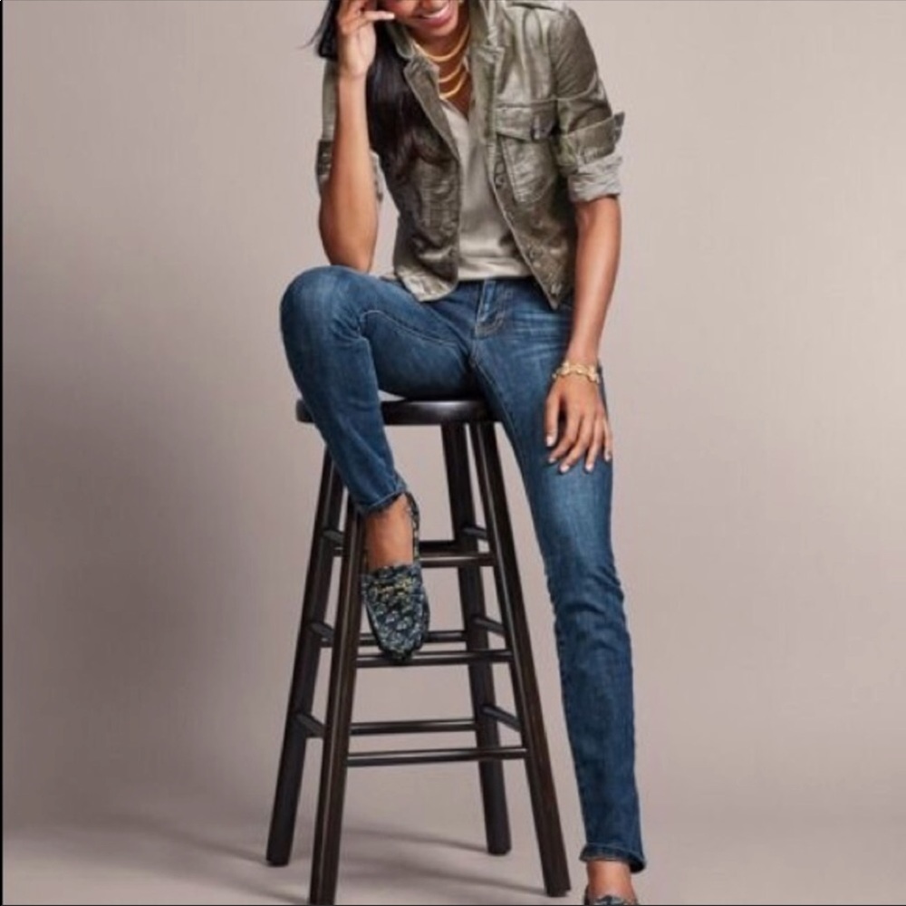 Cabi- Dover Skinny Jean in size 8 NWT
